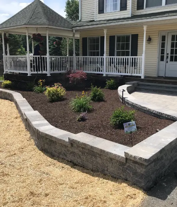 how-much-does-front-yard-landscaping-cost How much does front yard landscaping cost?